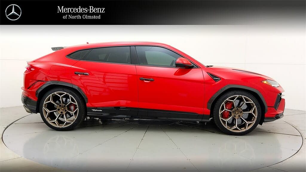 2023 Lamborghini Urus Performante