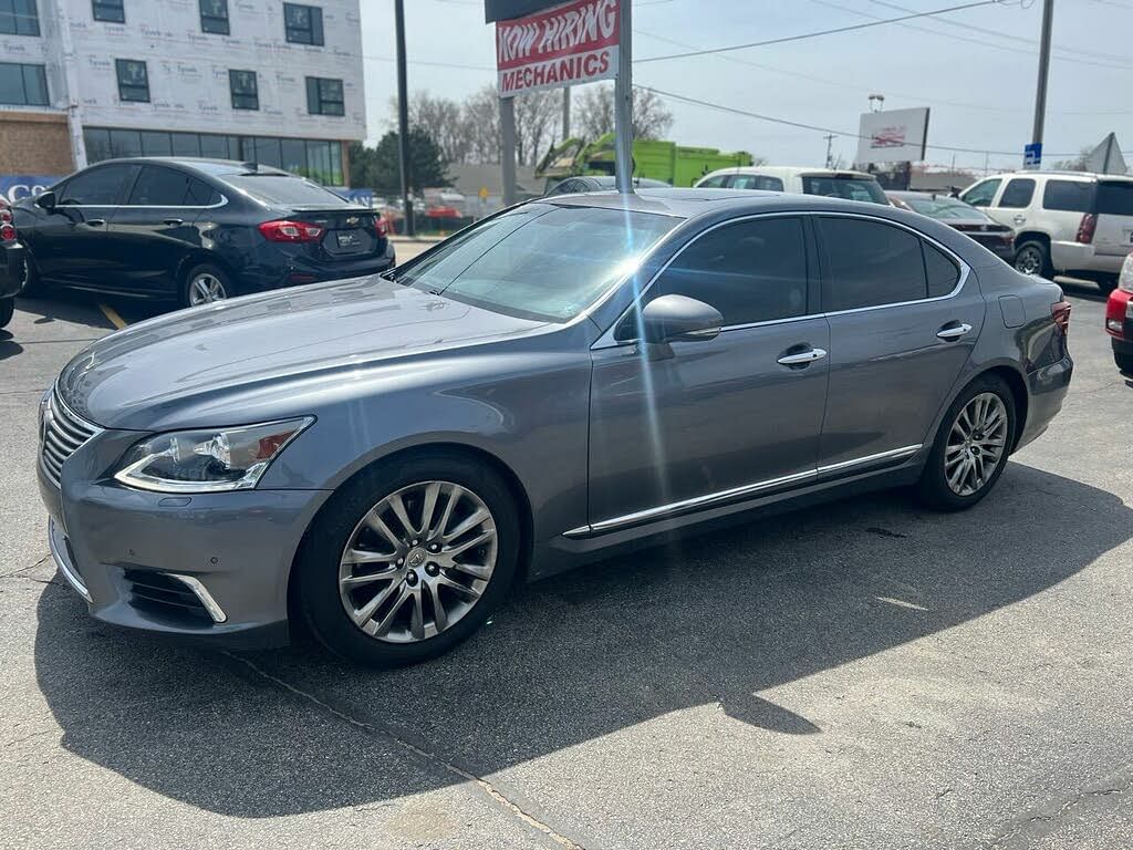 2016 Lexus LS 460