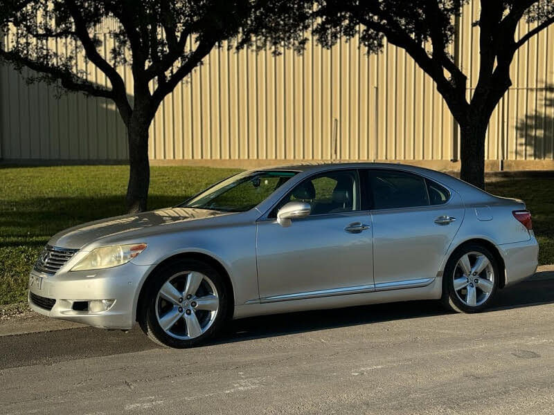 2010 Lexus LS 460