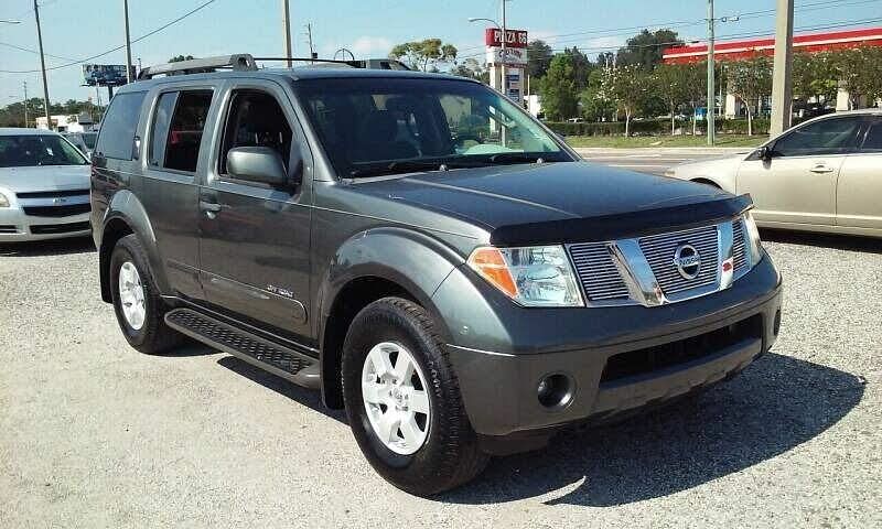 2005 Nissan Pathfinder SE Off-Road