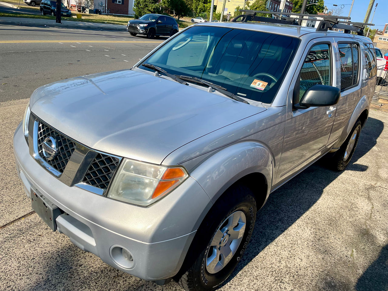 2006 Nissan Pathfinder LE