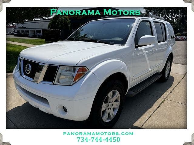 2007 Nissan Pathfinder LE