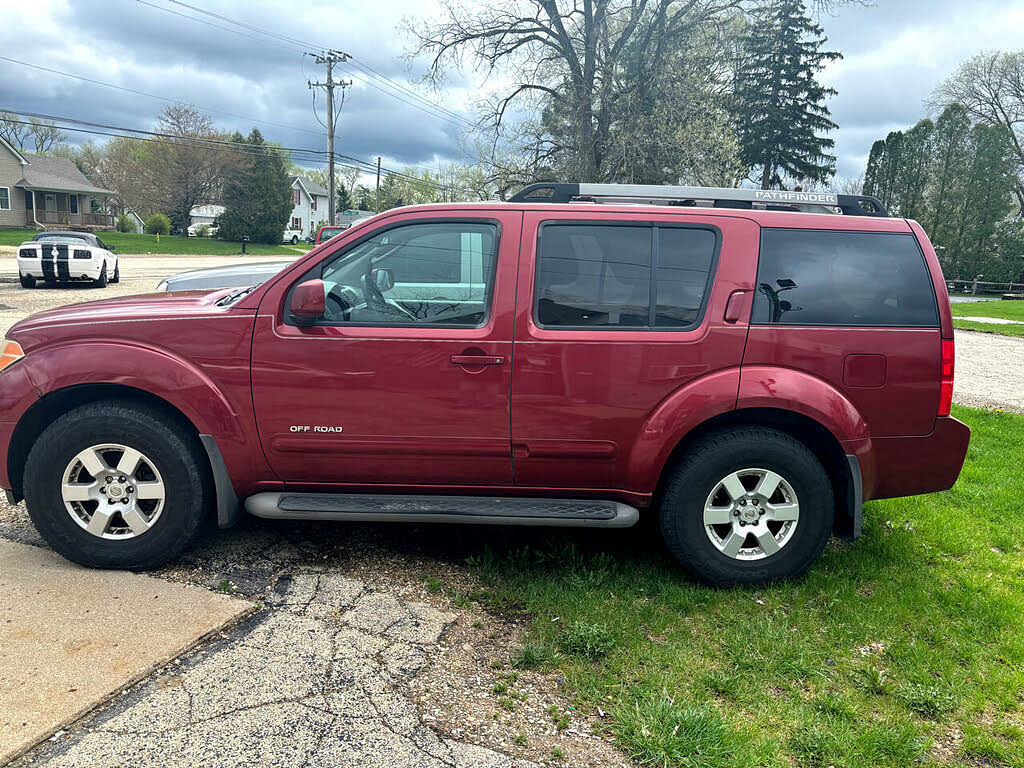 2005 Nissan Pathfinder SE Off-Road