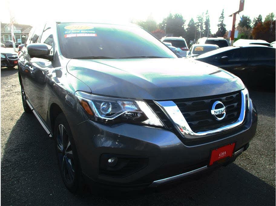 2017 Nissan Pathfinder Platinum