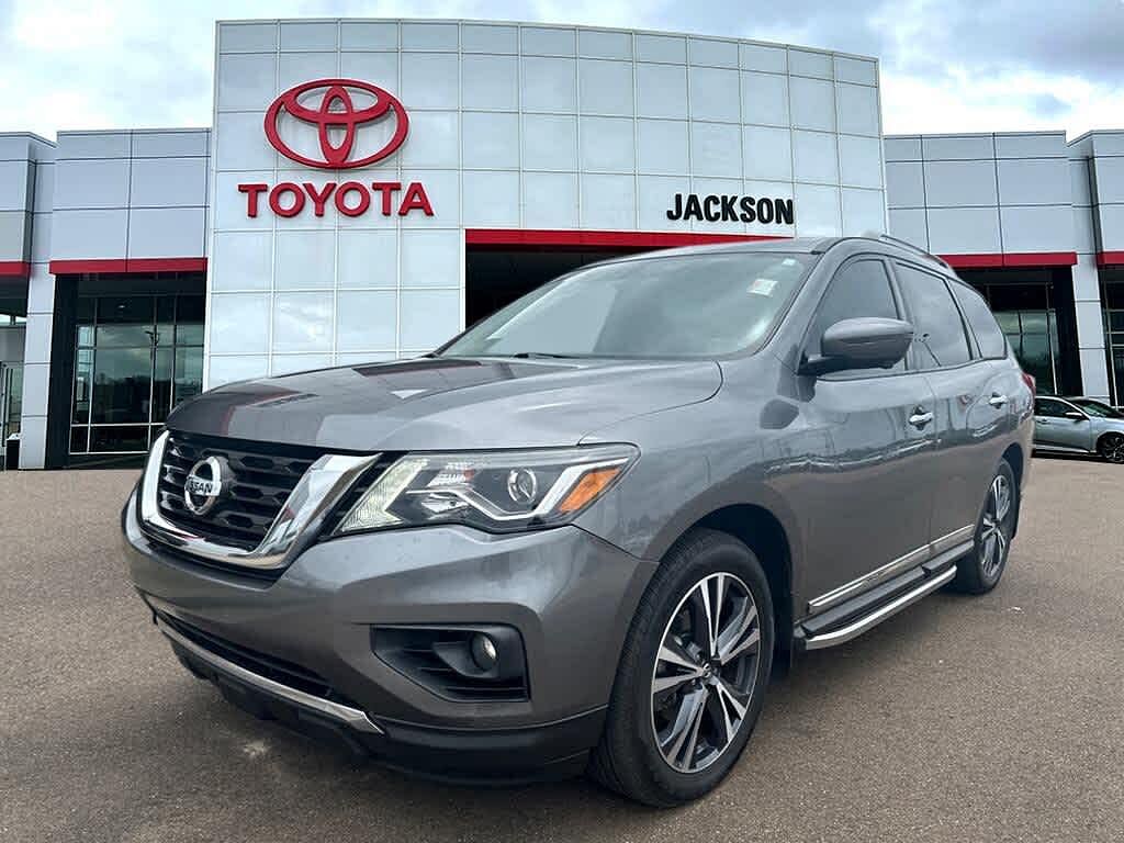 2020 Nissan Pathfinder Platinum