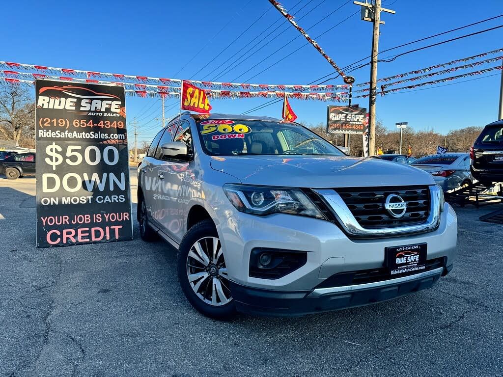 2017 Nissan Pathfinder S