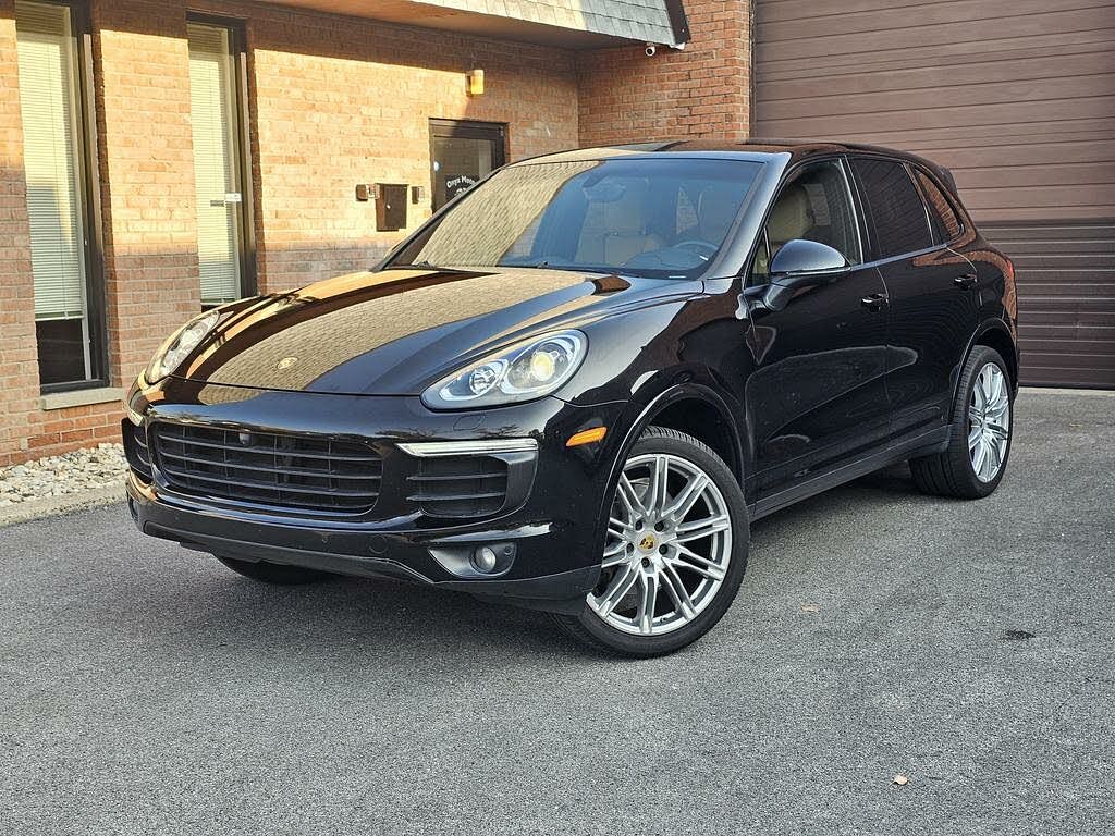 2018 Porsche Cayenne Platinum Edition