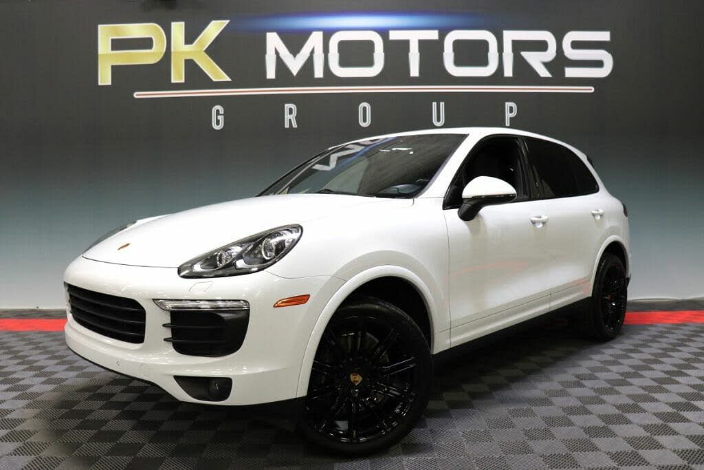 2017 Porsche Cayenne Platinum Edition