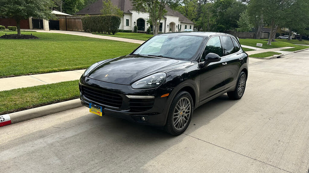 2016 Porsche Cayenne S