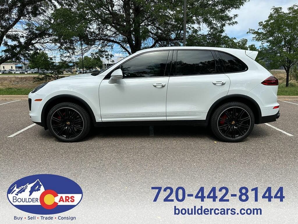 2017 Porsche Cayenne Turbo