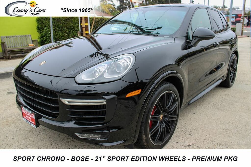 2016 Porsche Cayenne GTS