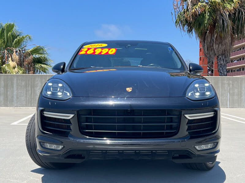 2016 Porsche Cayenne GTS