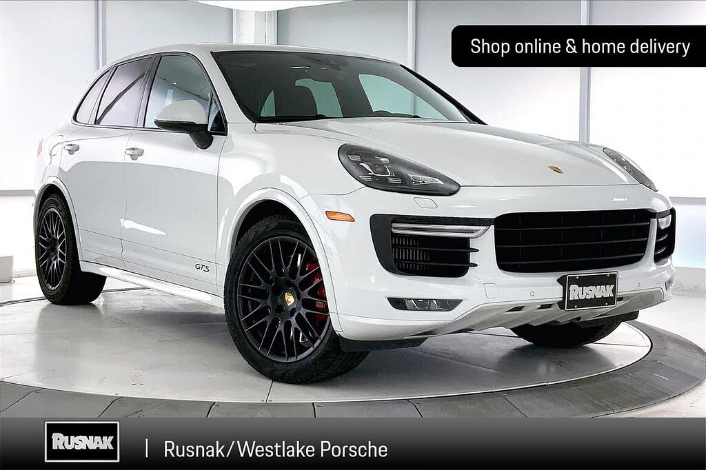 2017 Porsche Cayenne GTS