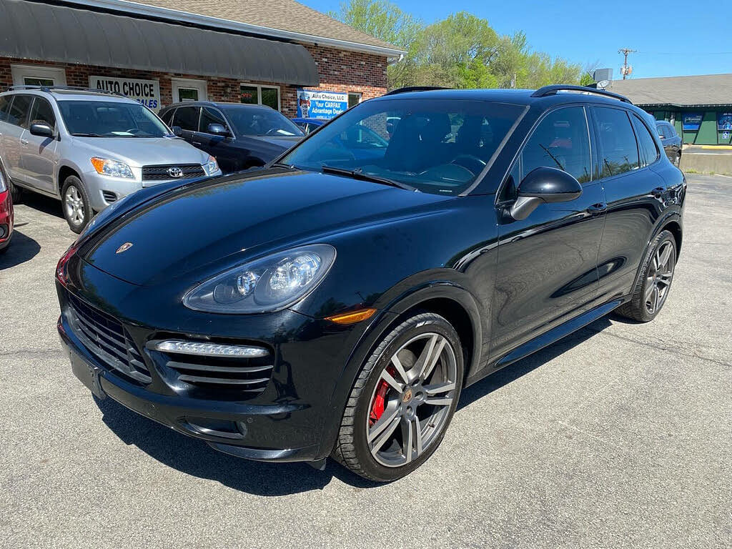 2014 Porsche Cayenne GTS