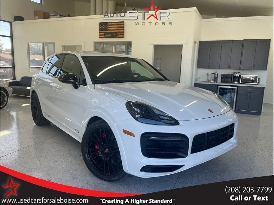 2021 Porsche Cayenne GTS