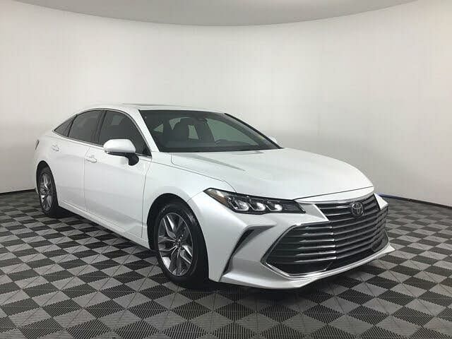 2020 Toyota Avalon XLE