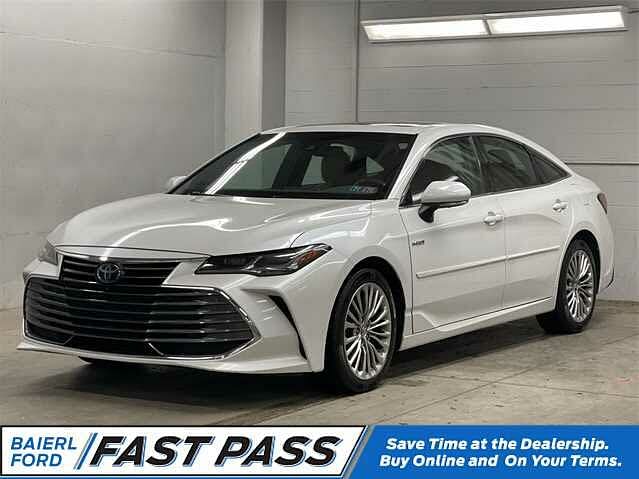 2019 Toyota Avalon Limited hybrid Sedan