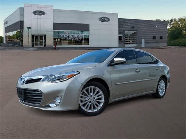 2015 Toyota Avalon XLE Premium hybrid Sedan