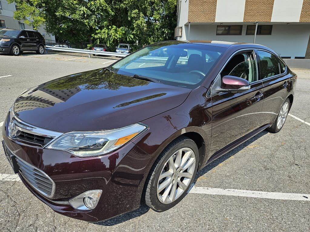 2013 Toyota Avalon XLE