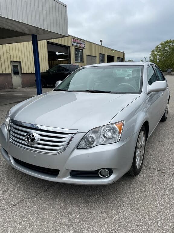 2010 Toyota Avalon XLS