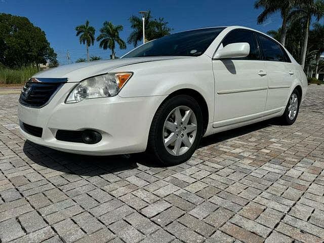 2010 Toyota Avalon XL