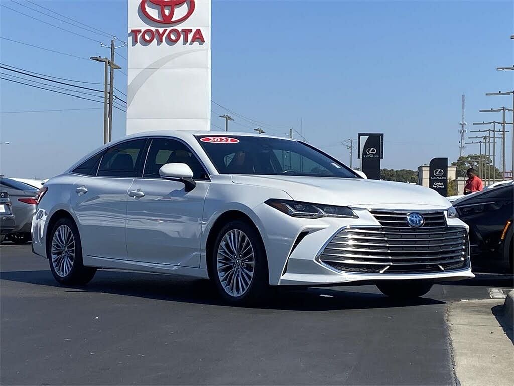 2021 Toyota Avalon Limited hybrid Sedan