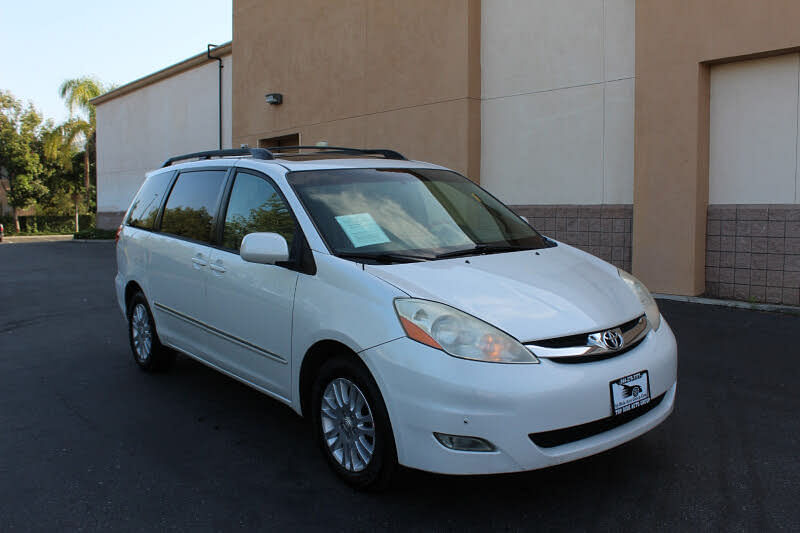 2008 Toyota Sienna XLE