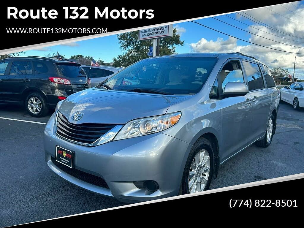 2011 Toyota Sienna LE