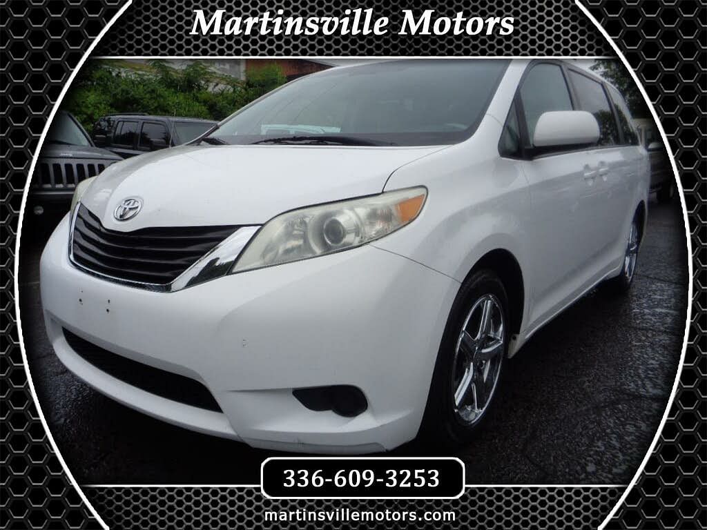 2013 Toyota Sienna LE