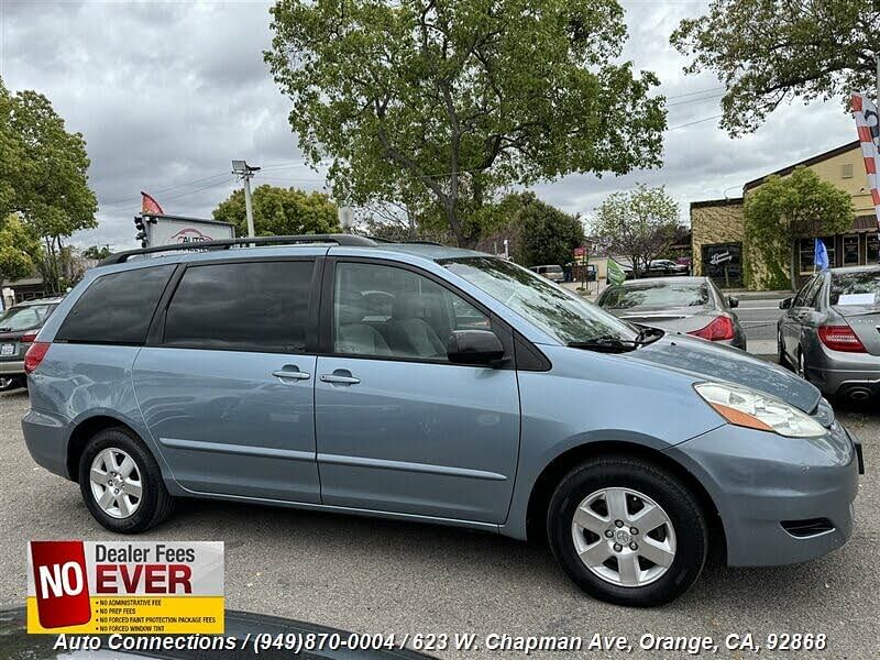 2006 Toyota Sienna LE