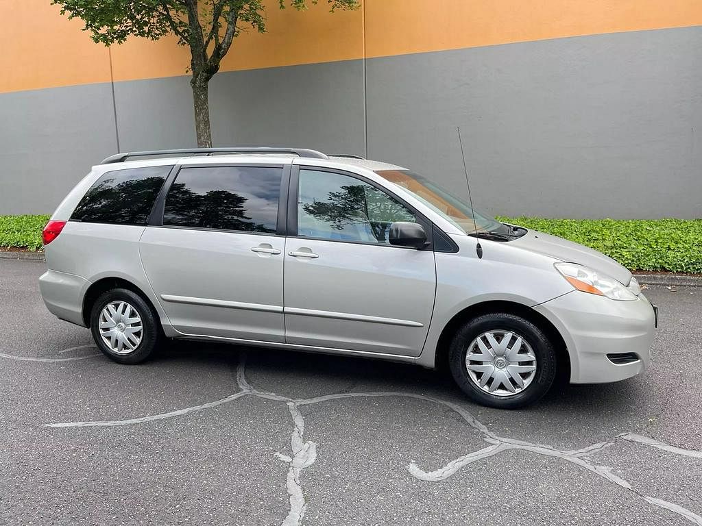 2006 Toyota Sienna CE