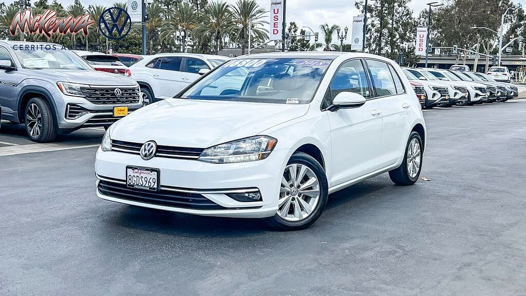 2018 Volkswagen Golf   Hatchback