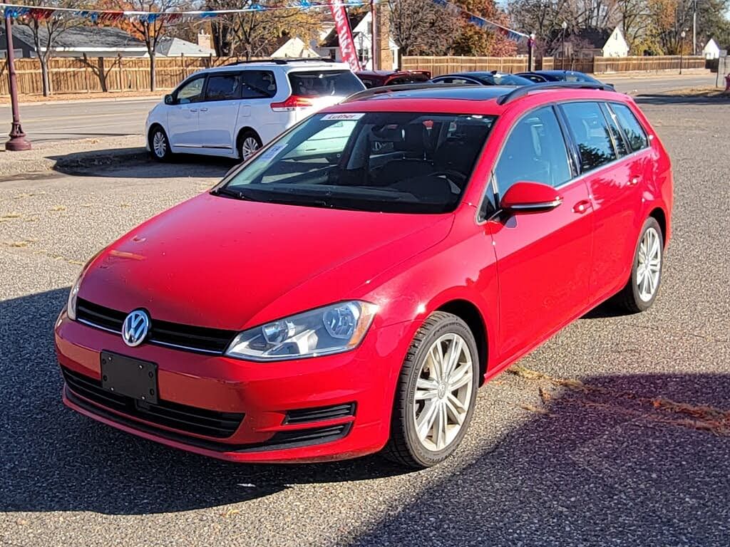 2016 Volkswagen Golf SEL