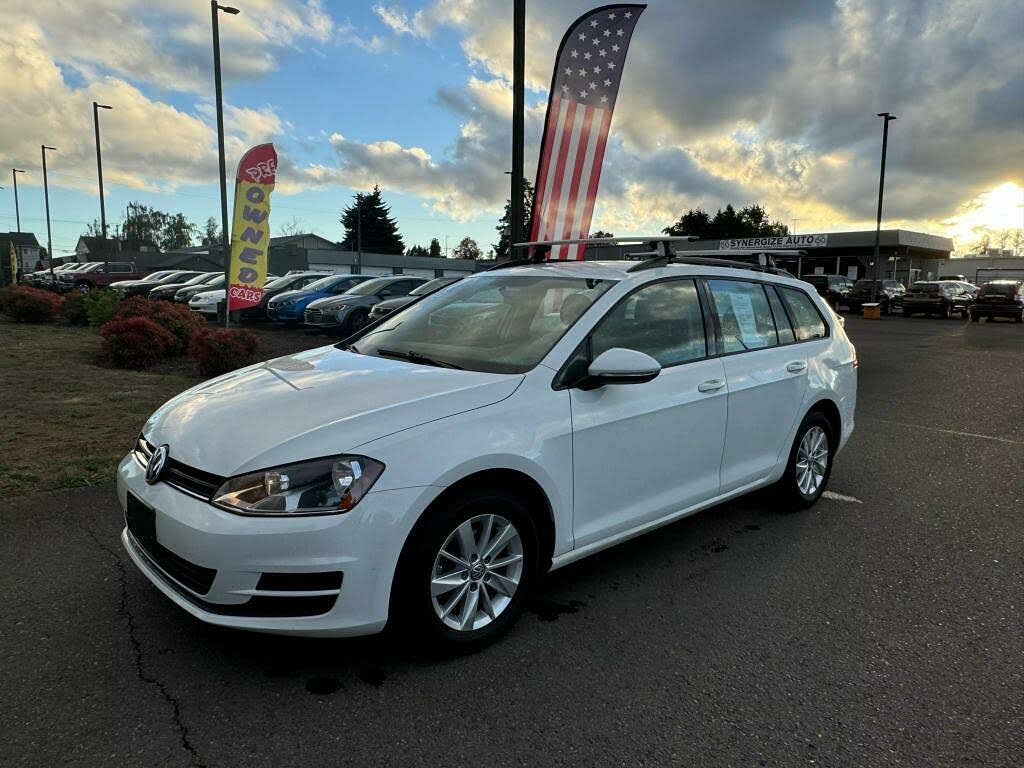 2017 Volkswagen Golf S