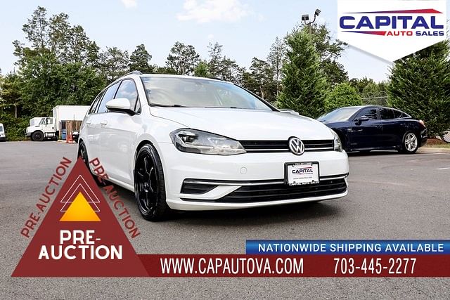 2018 Volkswagen Golf SE